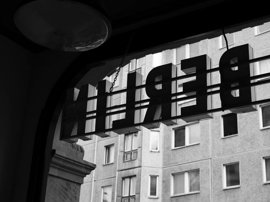 Gebäudedämmung & Fenstertausch: Selbermachen oder Fachbetrieb beauftragen? Der Kostenvergleich